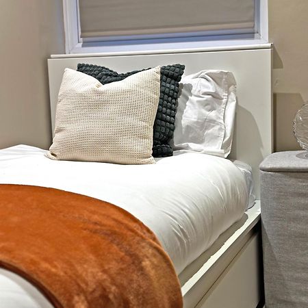 Oikoshomes Three Bedroom Flat In ロンドン エクステリア 写真